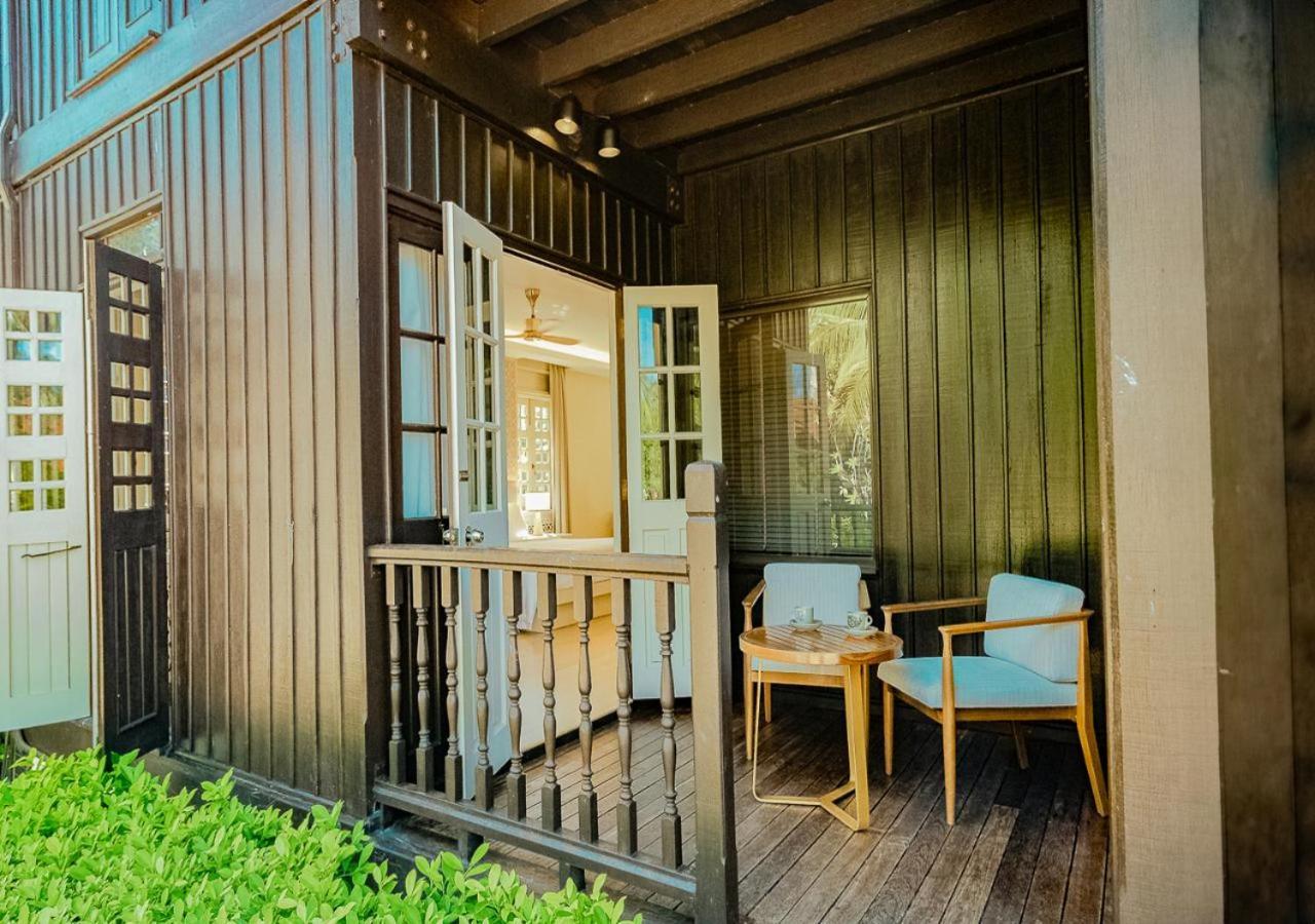 Pelangi Beach Resort & Spa, Langkawi Екстериор снимка A balcony