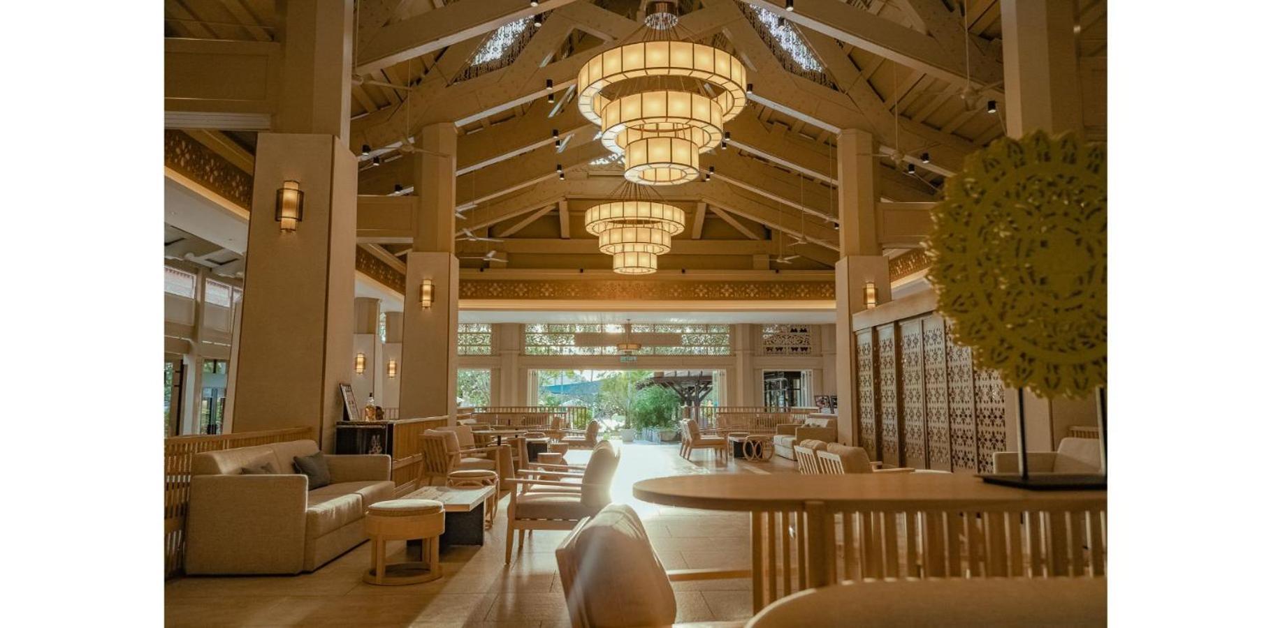Pelangi Beach Resort & Spa, Langkawi Екстериор снимка The interior of the lobby