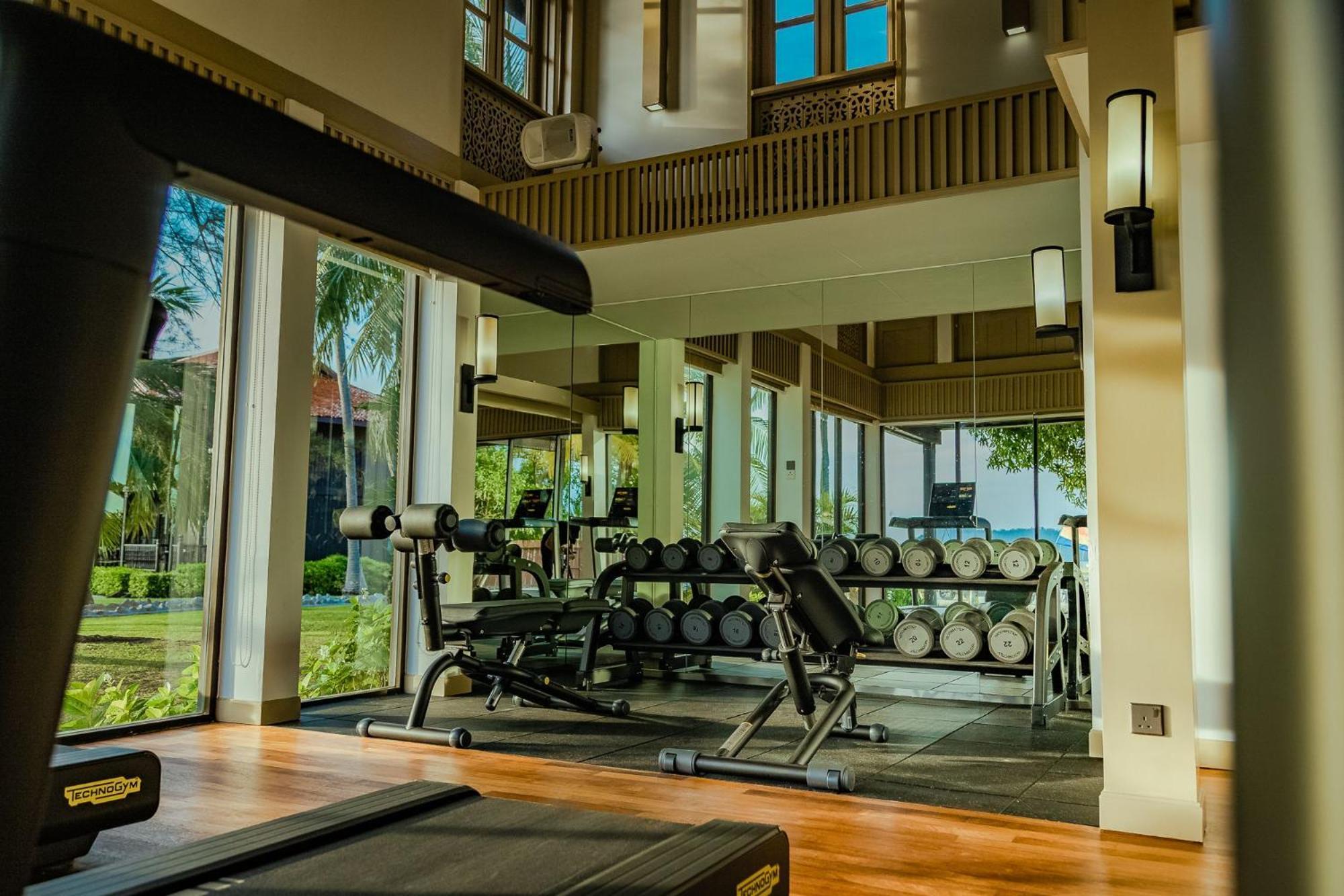 Pelangi Beach Resort & Spa, Langkawi Екстериор снимка The gym at the resort